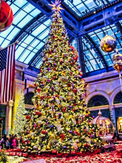 Winter Theme at Bellagio Vegas - VegasGreatAttractions